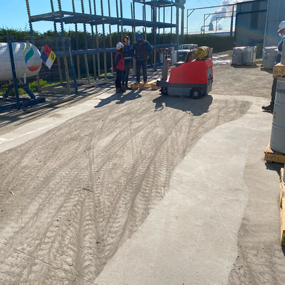 Barredora HAKO SweepMaster P900